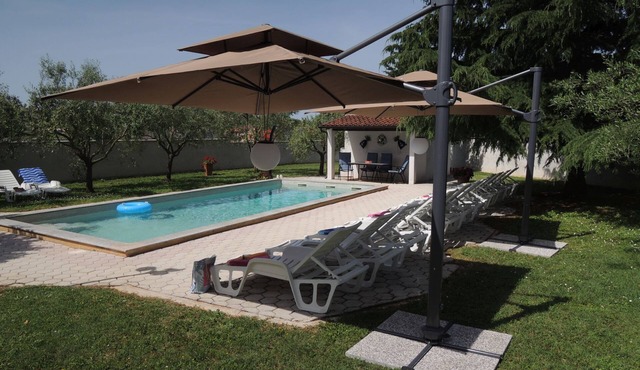 Family-friendly large apartment with 2 bathrooms for 6 - 8 pers