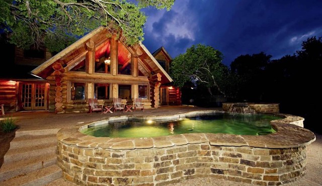 Family Friendly LBJ Log Retreat w/Pool, Hot Tub