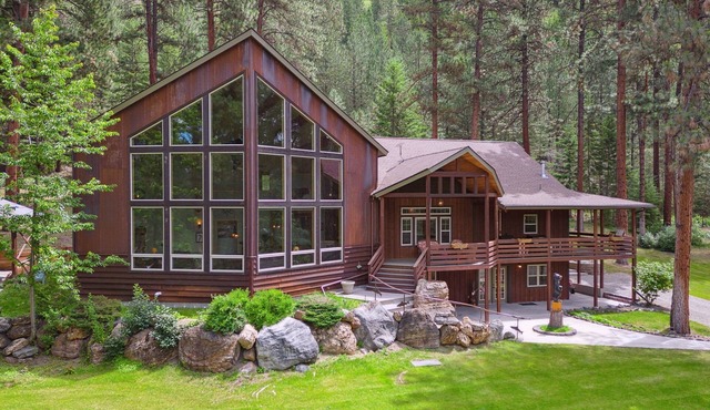 Family friendly lodge just west of Missoula
