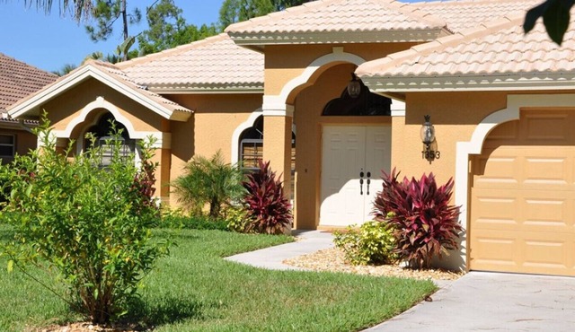 Family Friendly Luxury 3/2 Home