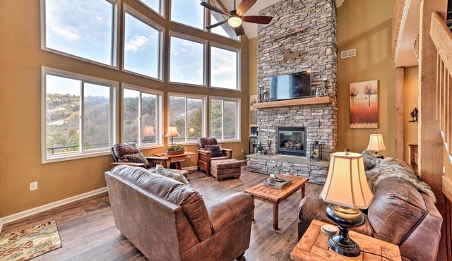 Family-Friendly Massanutten Home w/Slope Views!