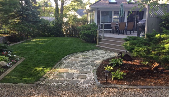 Family Friendly Mid CapeHome Close to all Beaches Sleeps 6 Steps to Kelly Bay