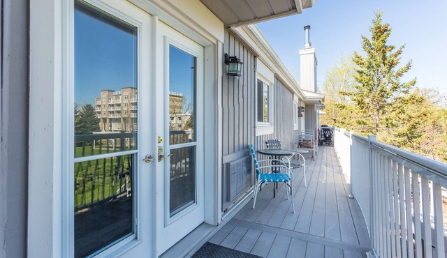 Family Friendly Modern & Chic Condo - Your Sanctuary Suite. Welcome gift.