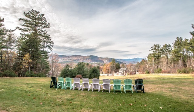 Family-Friendly North Conway Getaway – Spacious 3 bedrooms and Loft