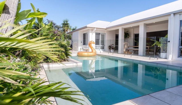 Family Friendly Oasis in Buderim With Heated Pool
