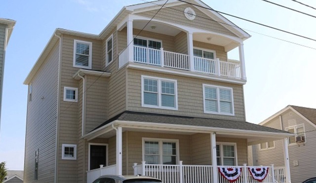 Family Friendly Ocean Block Duplex Beach House Rental in Ortley Beach, NJ!