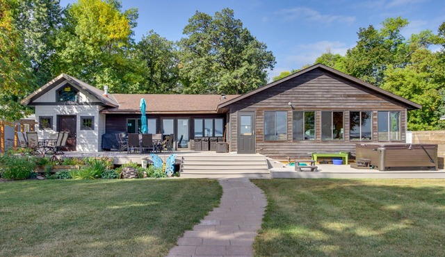 Family-Friendly Ottertail Home on Rush Lake!