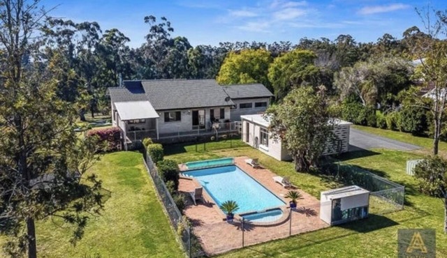 Family Friendly , Pet-friendly and a big swimming pool