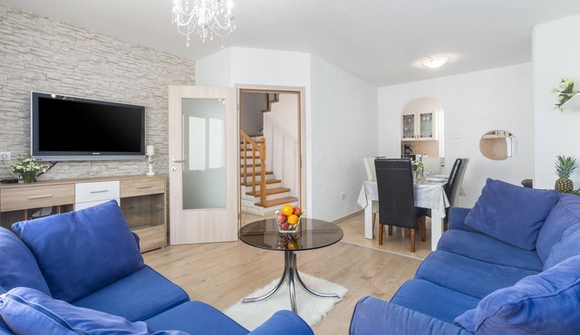 Family-friendly, quiet location, near the beach, barbecue in the garden,