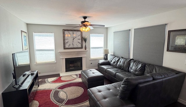 Family Friendly, Relaxing home in Great Location
