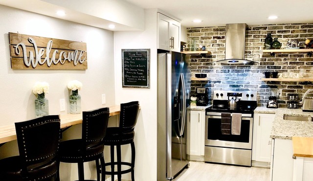 Family-Friendly, Renovated Suite (Extra Cleaning)