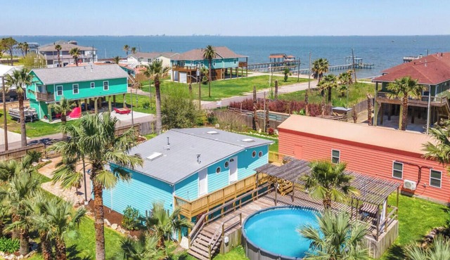 Family-Friendly Retreat with Pool & Outdoor Lounge