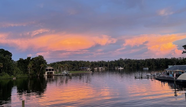 Family Friendly Scalloping Dream with 30ft of Dockage!