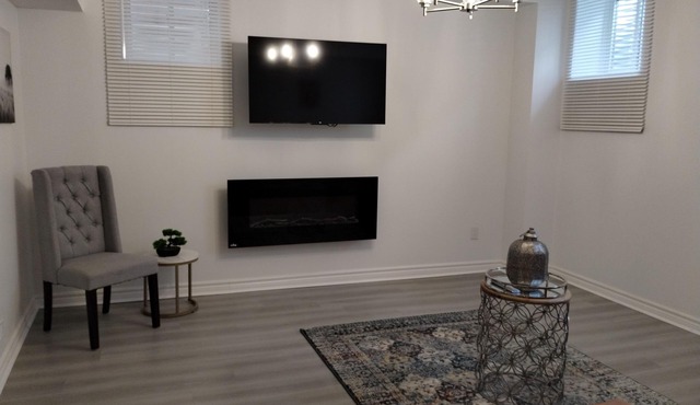 Family-friendly Self-contained Basement + Office