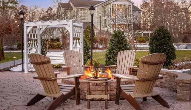 Family friendly spacious 2-bedroom Villa at Marriott Resort, in Galloway NJ.