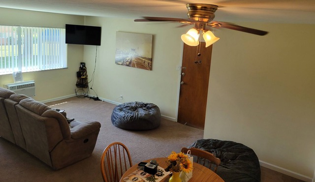 Family Friendly, Spacious Stay, with Self Check in & Garage Parking