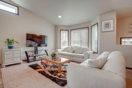 Family Friendly! Spacious Moorhead Haven with Yard