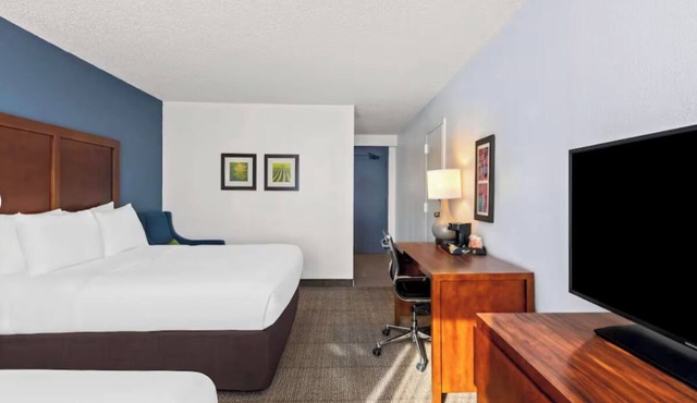 Family-Friendly Stay Near Omaha Zoo & Riverfront – w/Pool & Free Breakfast