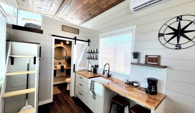 Family-Friendly Tiny Home Firepit BBQ Zion