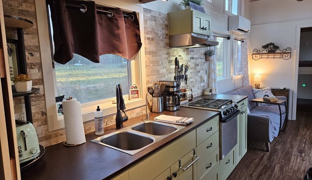 Family Friendly TinyHouse On The Farm Bonney Lake