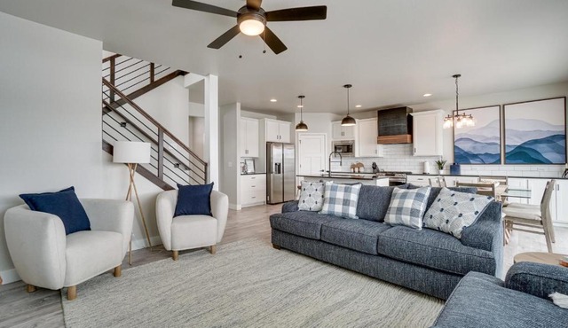 Family-Friendly Townhome about 2 Mi to Windsor Lake!