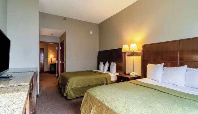 Family-Friendly Units | Near ASU, Turtle Creek Mall, and NEA Baptist | 3 Units