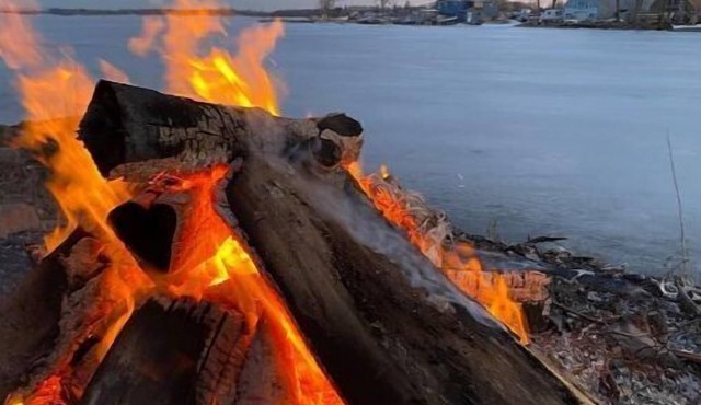 Family friendly home on Oneida lake with dock