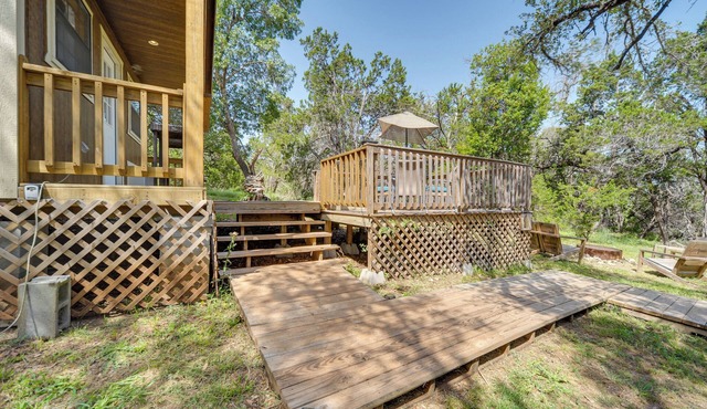 Family-Friendly Hill Country Cabin Rental w/Deck!