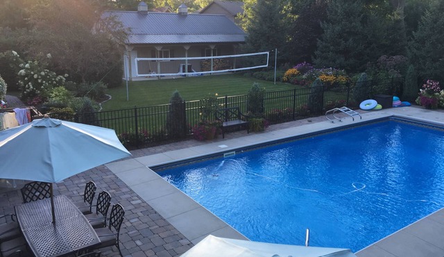 Family Friendly Home With Hot Tub and Pool