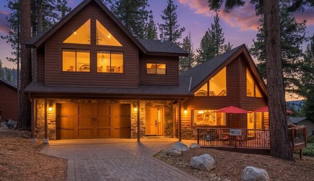 Family Friendly-Prestigious Neighborhood-10 Min. to Lake, Quiet Area, Hiking, AC