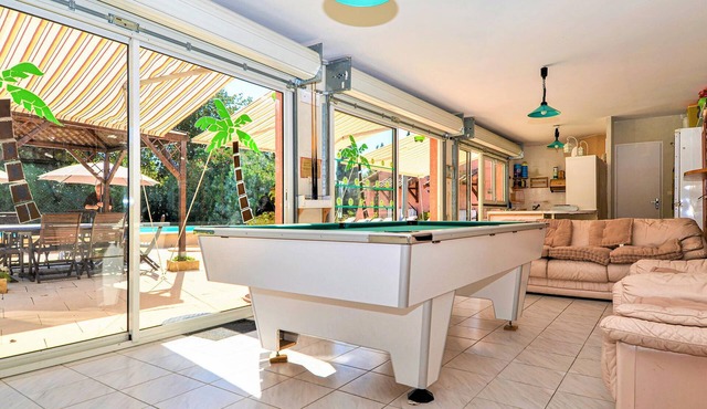 Family friendly vacation home in Vaucluse between Montélimar and Avignon.