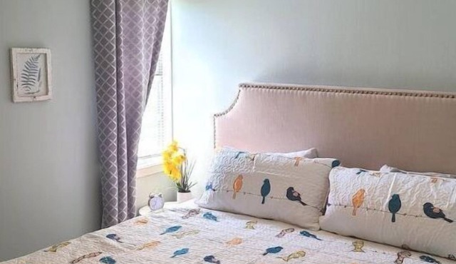 Family Friendly Villa near Disney, pool, sleeps 5