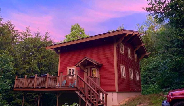 Family+Friends Chalet