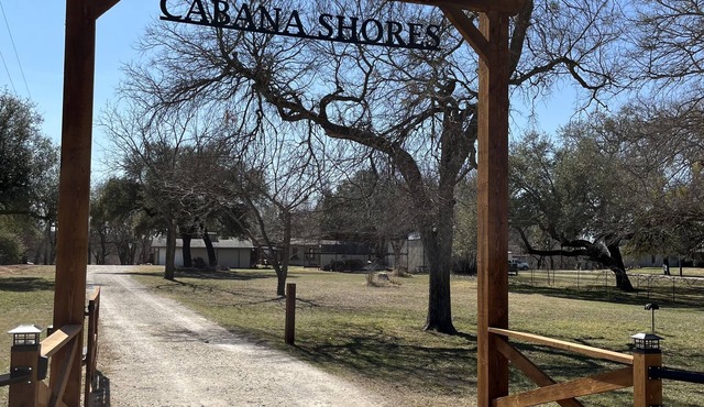 Family/Friends Getaway On The Brazos River