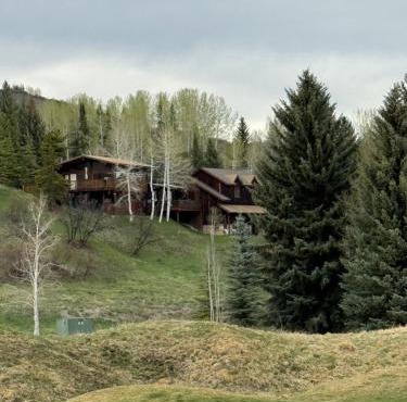 Family & Friends Holiday House