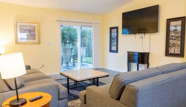 ~Family Frolic Sleeps 14 High Chair & Extra Beds~