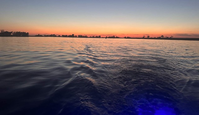 Family Fun, amazing sandy waterfront, boating, fishing and hunting