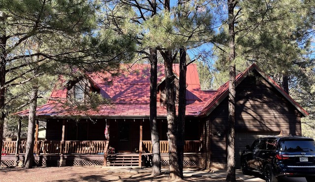 Family Fun Cabin In the Mountains