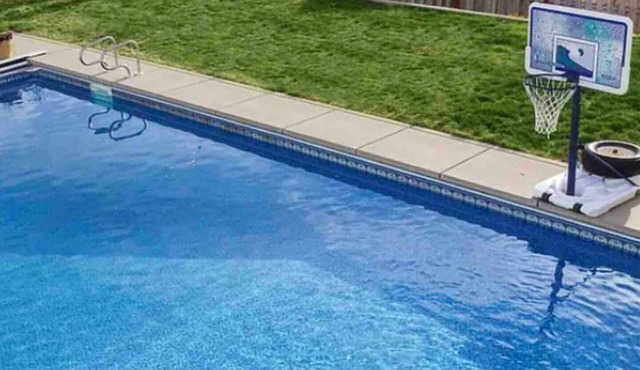 Family Fun: Pool, Arcade, Massage Chair