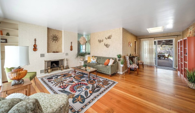 Family Fun Retro Vibe! Spacious & Charming w/Games, Firepit, & Fenced Yard!