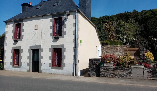Family gîte in Caurel, Lac de Guerlédan
