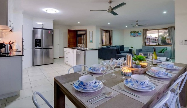 Family get away, free wine, wifi and pet friendly.