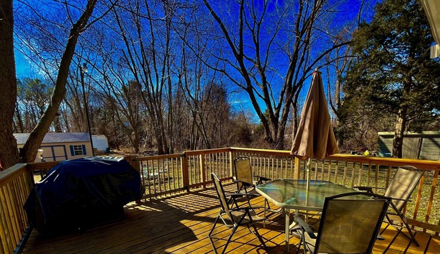 Family getaway? Business retreat? Event planning? This is the location for you.