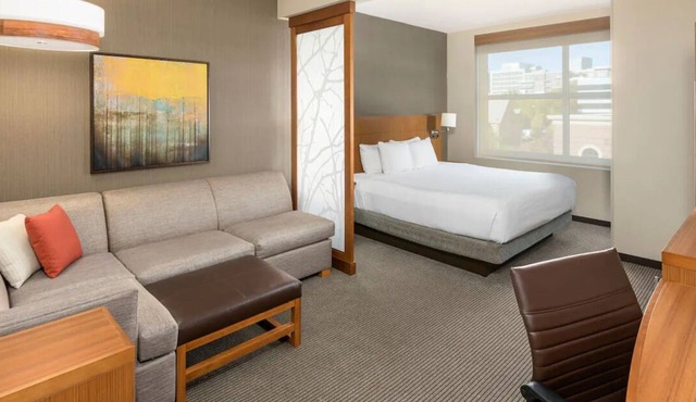Family Getaway! 1 King Bed w/Indoor Pool and Gym Access, Downtown Views!