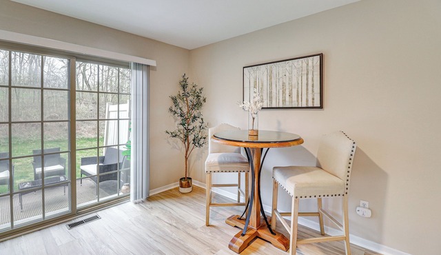 Family Getaway 16 Mi to Pittsburgh!