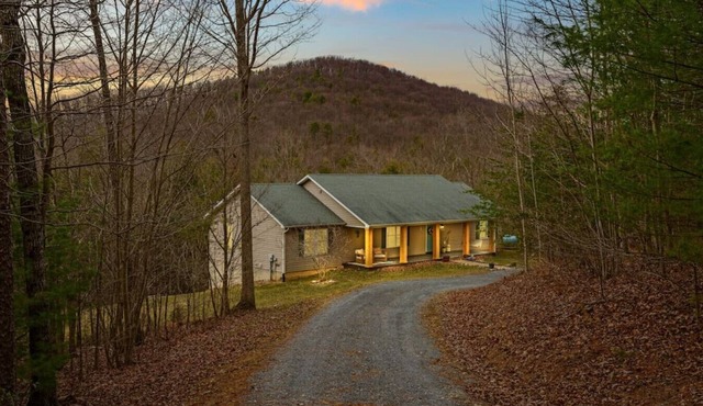 Family Getaway at Cross Mountain