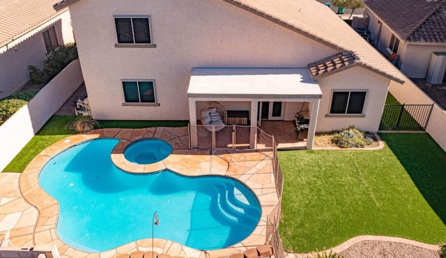 Family Getaway House with Pool & Spa Oasis