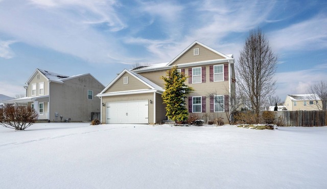 Family Getaway in Kalamazoo! Spacious Home w/Yard