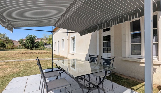 Family Getaway Near Château de Valençay with Private Terrace