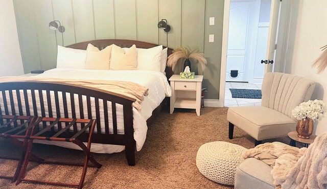 Family Getaway; Skiing, Wineries; Skyline Dr; Sleeps 4; Short Stays; EV+